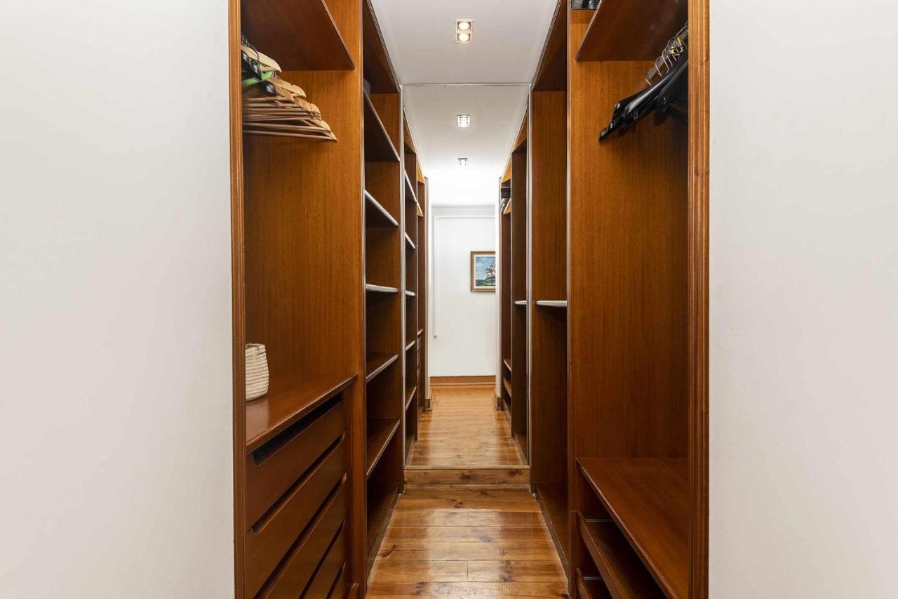 Typical Portuguese In Sao Bento Apartamento *